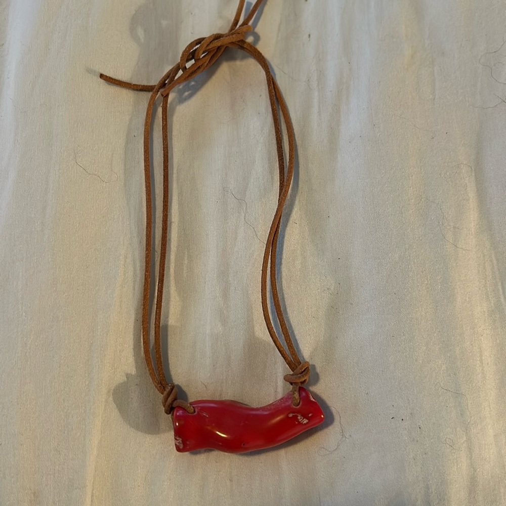 Leather choker with coral